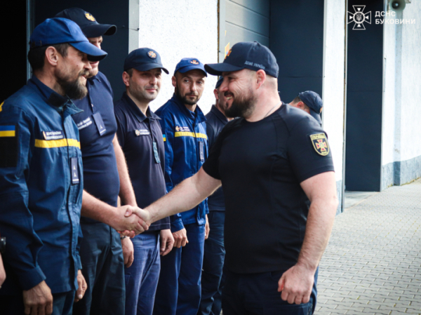 Піротехніки повернулися на Буковину після розмінування територій » Чернівецький промінь | Новини. Буковина. Чернівці Піротехніки повернулися на Буковину після розмінування територій » Чернівецький промінь | Новини. Буковина. Чернівці