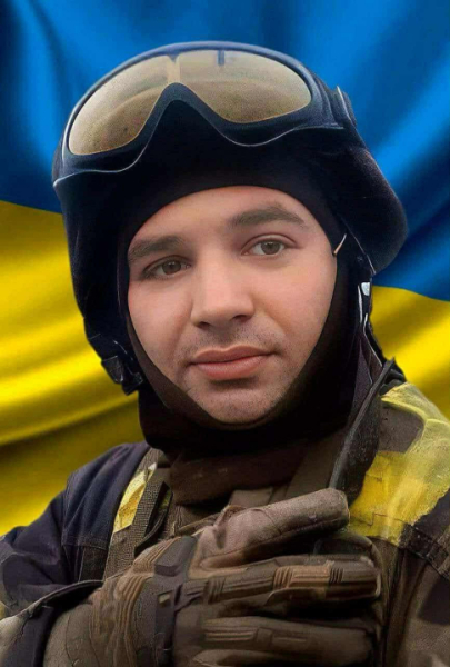 Студентка ЧНУ закликає підтримати петицію про присвоєння посмертно звання Героя її брату » Чернівецький промінь | Новини. Буковина. Чернівці Студентка ЧНУ закликає підтримати петицію про присвоєння посмертно звання Героя її брату » Чернівецький промінь | Новини. Буковина. Чернівці