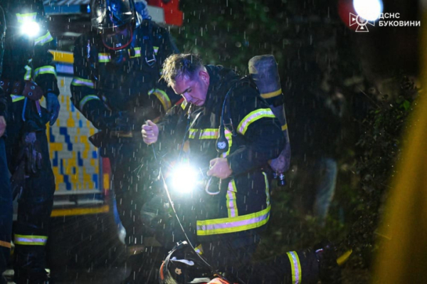 Масштабна пожежа в чернівецькій багатоповерхівці сталася через замикання електроковдри » Чернівецький промінь | Новини. Буковина. Чернівці Масштабна пожежа в чернівецькій багатоповерхівці сталася через замикання електроковдри » Чернівецький промінь | Новини. Буковина. Чернівці