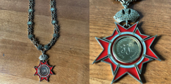 У ЧНУ віднайшли золотий ланцюг ректора, який вважався втраченим » Чернівецький промінь | Новини. Буковина. Чернівці У ЧНУ віднайшли золотий ланцюг ректора, який вважався втраченим » Чернівецький промінь | Новини. Буковина. Чернівці