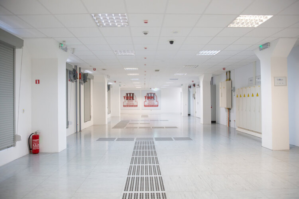 Уроки вторгнення рф в Україну: як латвійська Tet будує «суверенну хмару» дата-центрів та пробує потиснути Amazon, Microsoft і Google | Mind.ua Уроки вторгнення рф в Україну: як латвійська Tet будує «суверенну хмару» дата-центрів та пробує потиснути Amazon, Microsoft і Google | Mind.ua