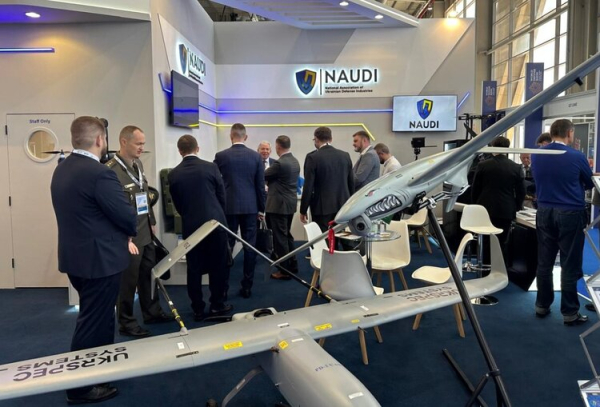 Трамплін для експорту ОПК: чим дивували українські зброярі на одному з найбільших оборонних шоу світу – WDS 2026 | Mind.ua Трамплін для експорту ОПК: чим дивували українські зброярі на одному з найбільших оборонних шоу світу – WDS 2026 | Mind.ua