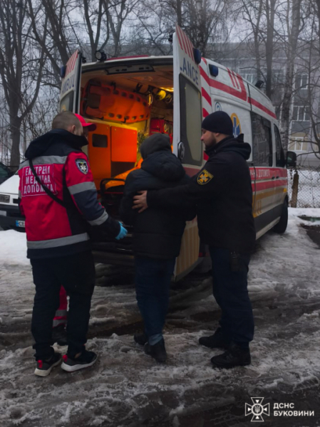 У Красноїльську в лісі знайшли мертвим молодика &raquo; Чернівецький промінь | Новини. Чернівці. Буковина