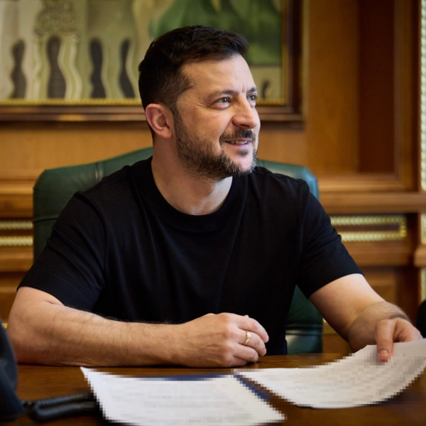 Зеленський і Трамп провели важливу розмову: Україна підтримує американські пропозиції миру &raquo; ТВА