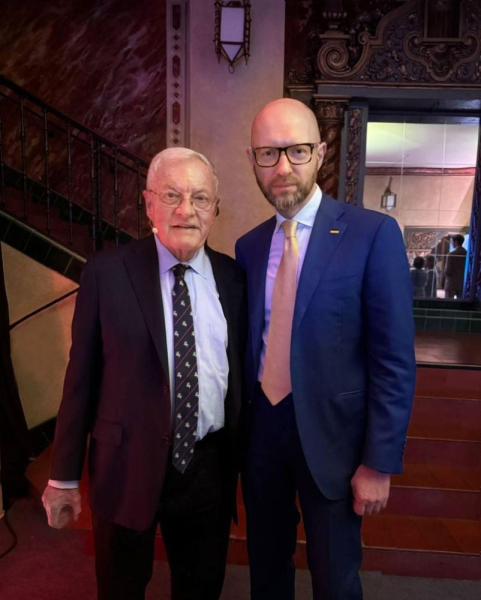 Арсеній Яценюк у Брюсселі: "Успіх США неможливий без перемоги України" &raquo; ТВА