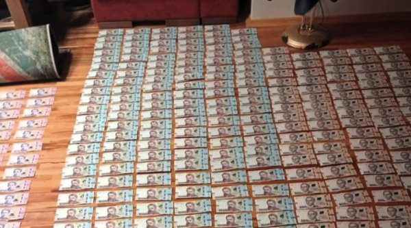 На Закарпатті викрили схему за участі прикордонників, які заробили на ухилянтах 500 тис. доларів » Чернівецький промінь | Новини. Буковина. Чернівці На Закарпатті викрили схему за участі прикордонників, які заробили на ухилянтах 500 тис. доларів » Чернівецький промінь | Новини. Буковина. Чернівці